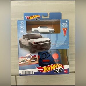Mattel Hot Wheels RC White GMC Hummer EV